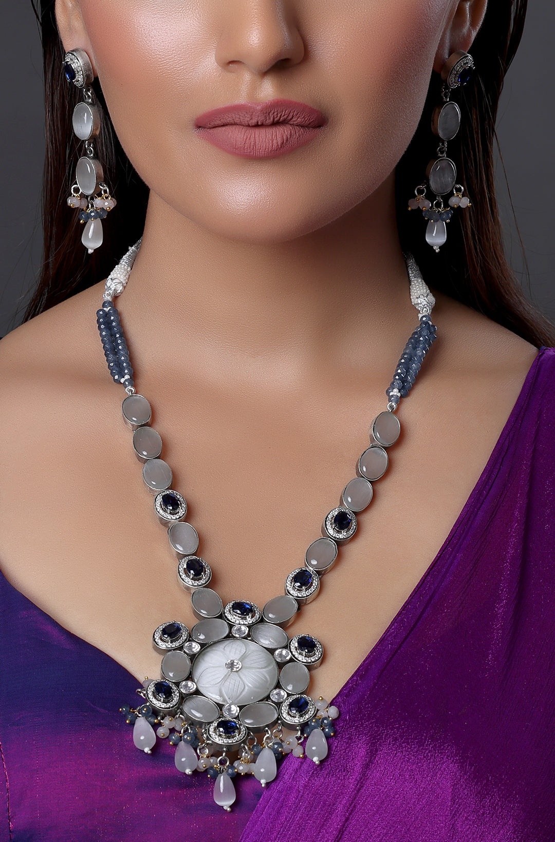 Heavy Bib Necklace