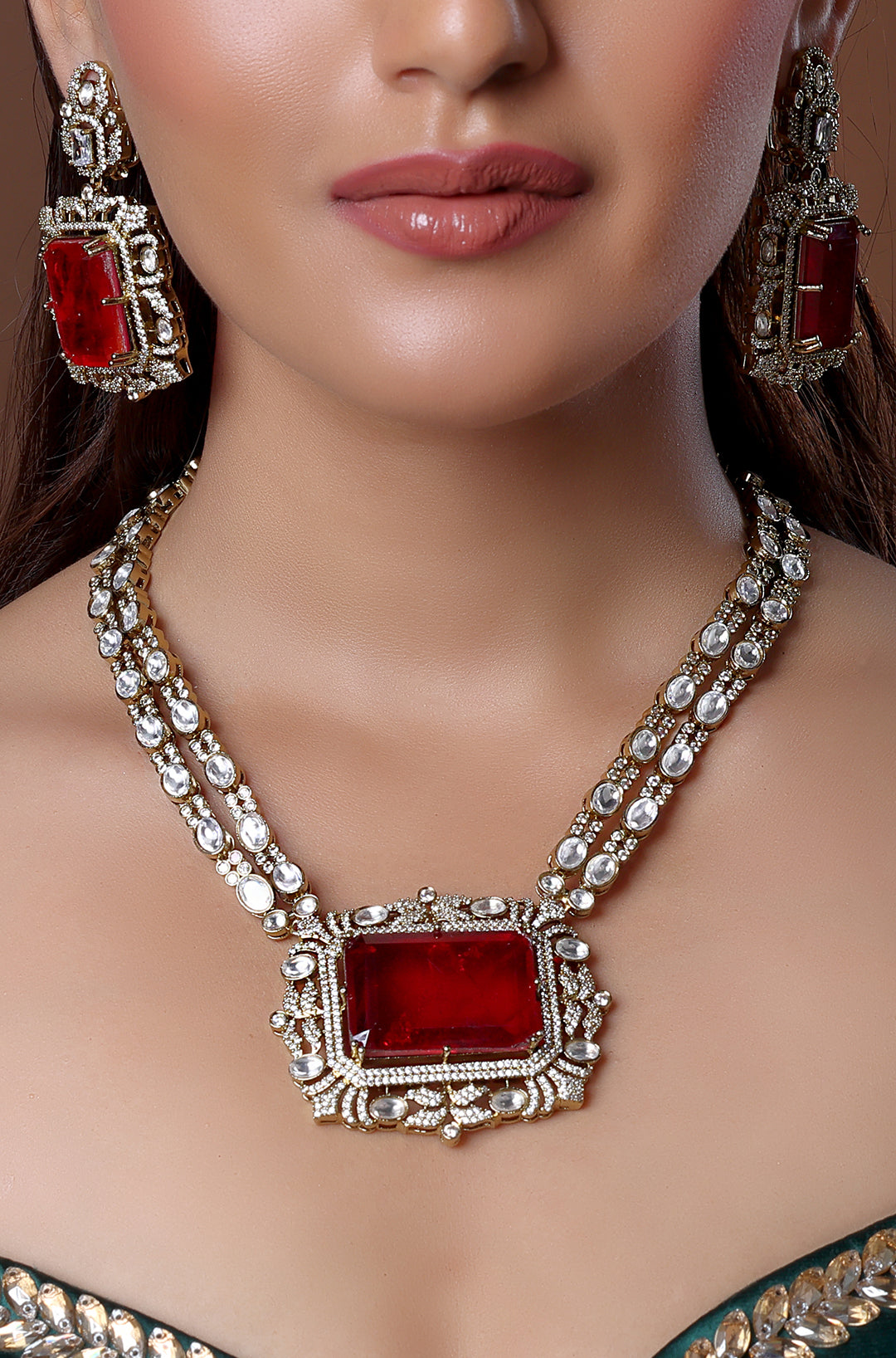 Reception Style Large Pendant Necklace Set