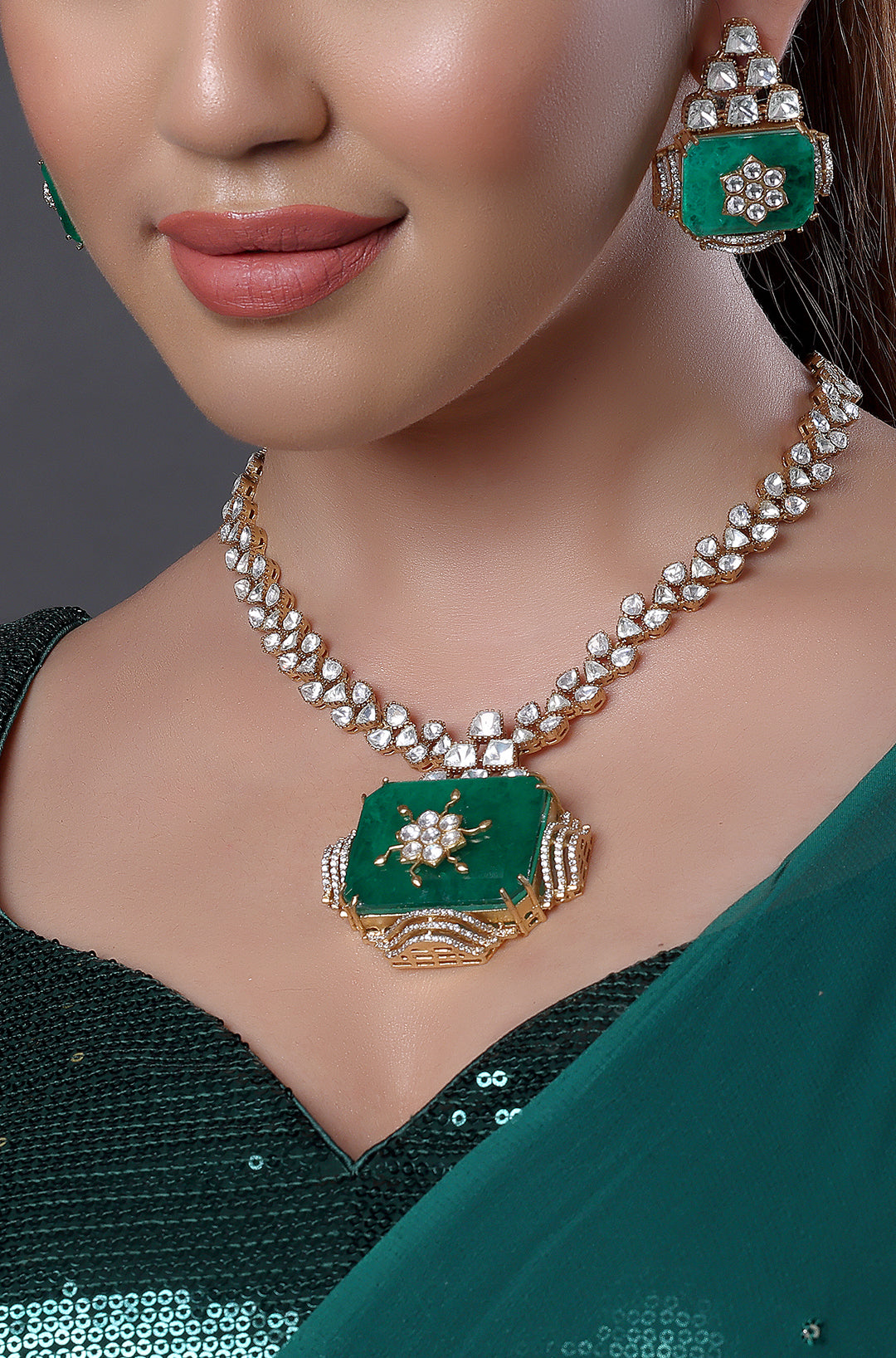 Reception Style Large Pendant Necklace Set