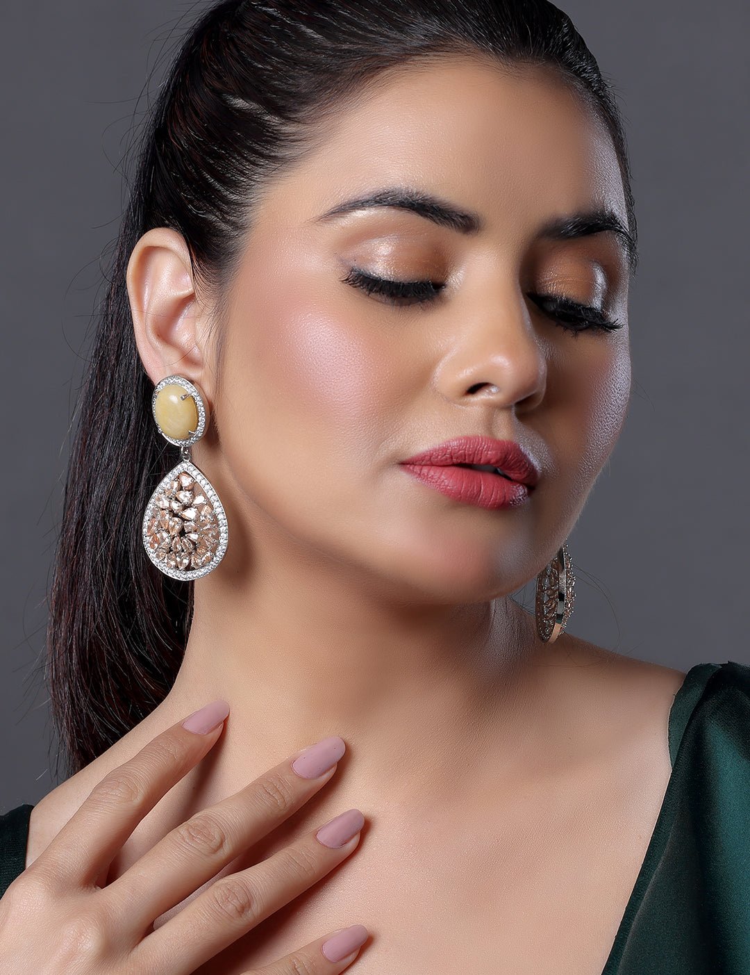 SHELLYJEWELLERS_2025_01_184108_f22fd983-5334-4991-9995-eff99b3fc4bd.jpg
