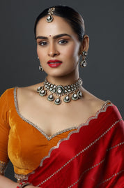 The Emerald and Kundan Choker Necklace