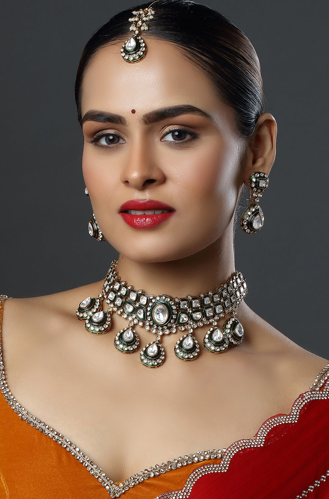 The Emerald and Kundan Choker Necklace