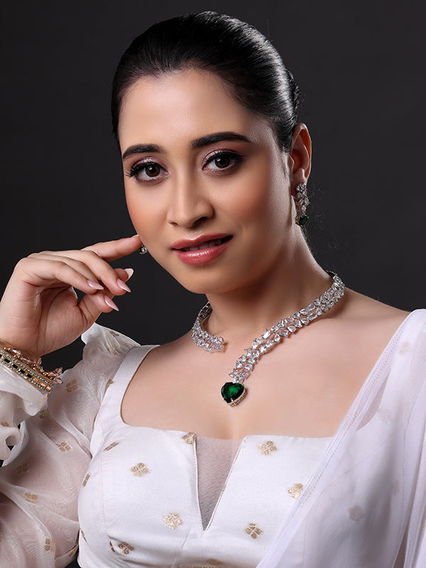 Emerald Heart Rhinestone Choker Necklace