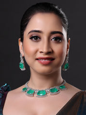 Green Dazzling Stones Antique Silver Plated Necklace