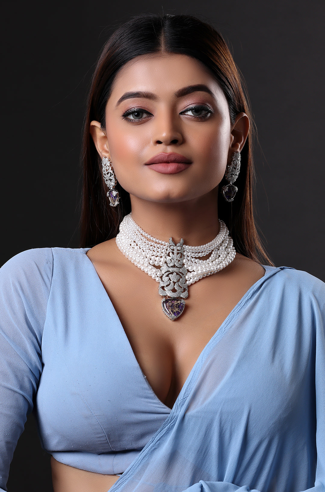 Beautiful White Pearl Statement Choker Necklace