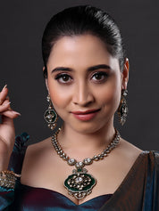 Micro Gold Finish Kundan with Emerald Green Stone Necklace