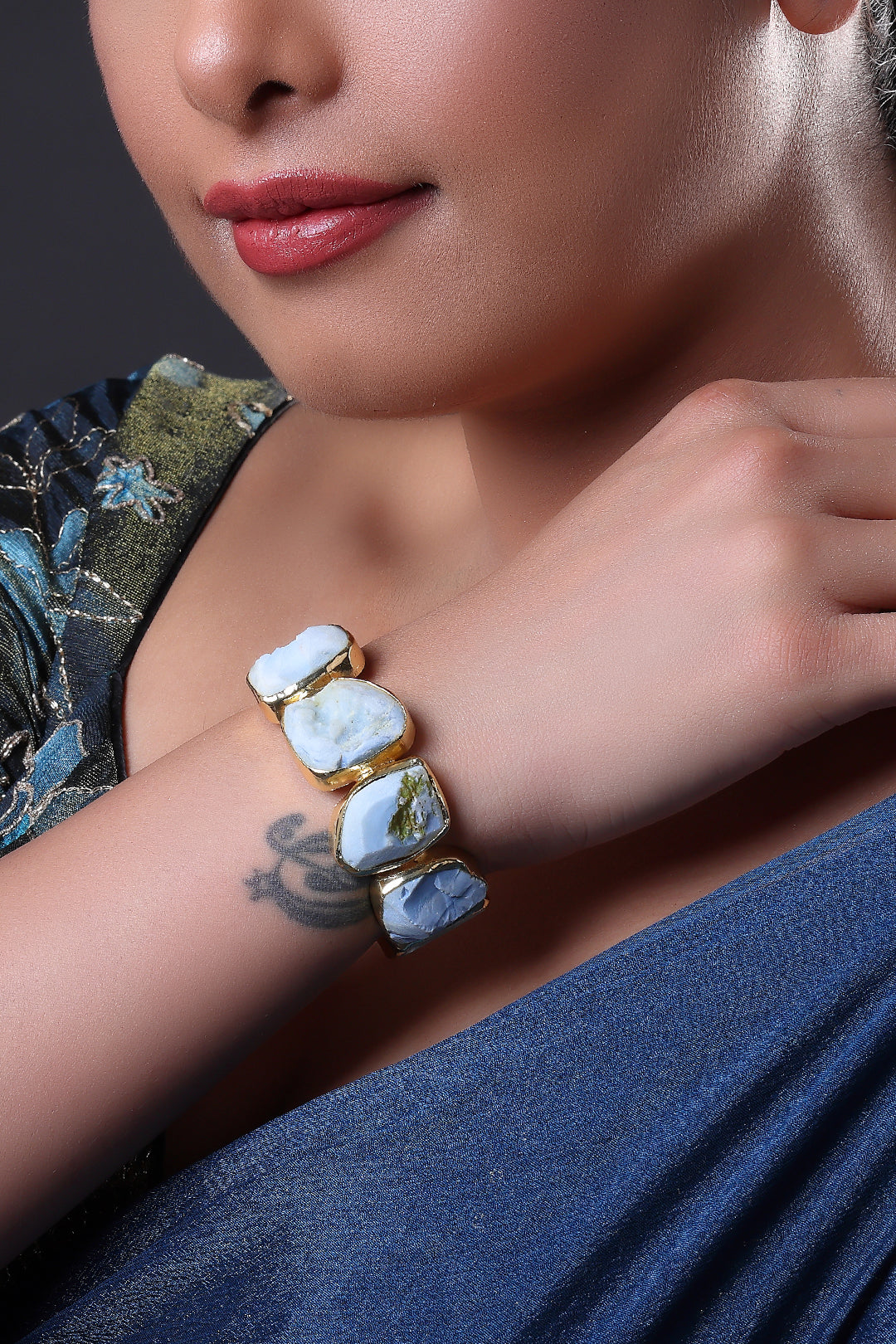 SHELLYJEWELLERS_2025_2_0811581_b8f1fed3-8bdd-4b31-bceb-8fda160d5f8f.jpg