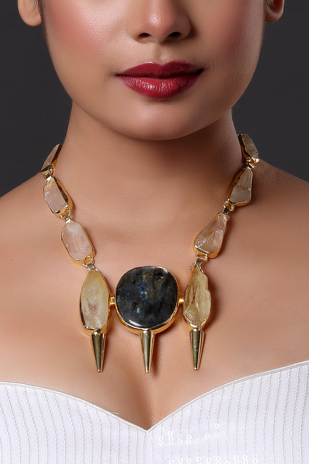 SHELLYJEWELLERS_2025_2_1515306_c28c080f-84ac-41b0-bd6f-e4876e757c05.jpg