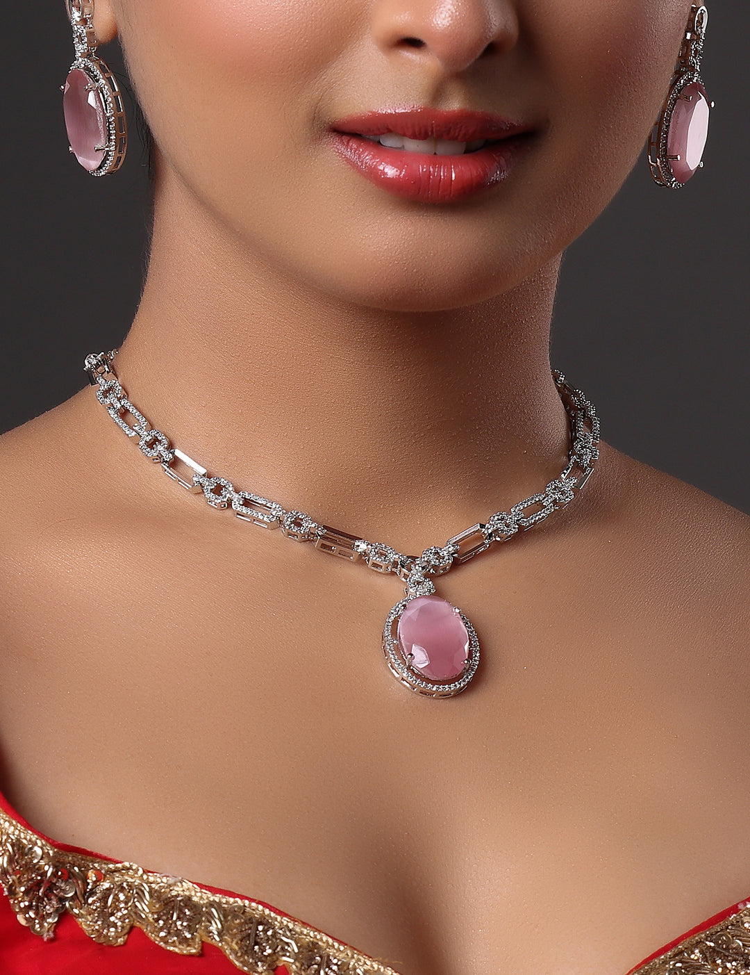 SHELLYJEWELLERYSHOOT_2025_02_2216539_72f3fd80-6de1-43bd-a9ff-d228bdefb70d.jpg