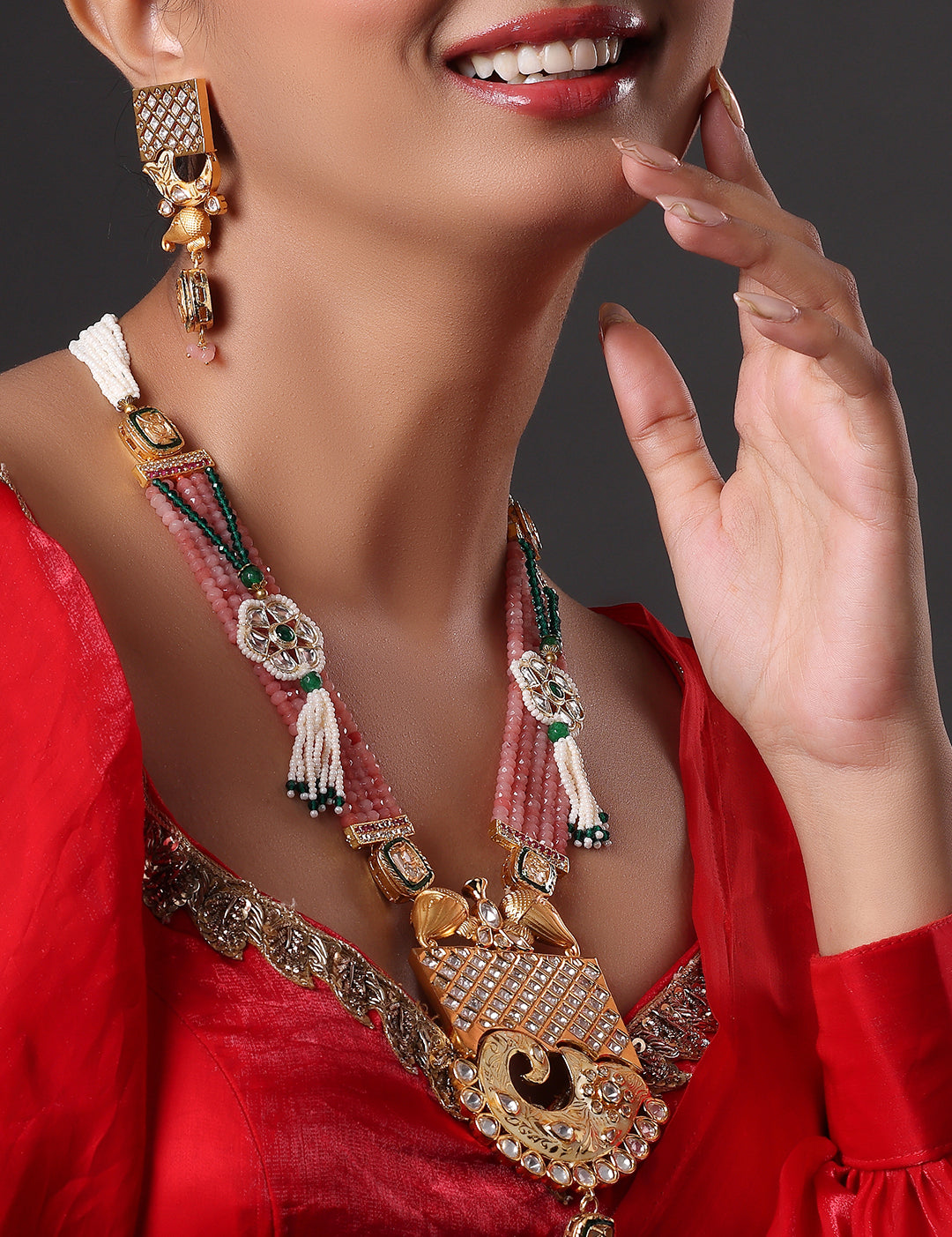 SHELLYJEWELLERYSHOOT_2025_02_2216583_17dde56e-6a91-4d92-a53d-956520fd6bc5.jpg