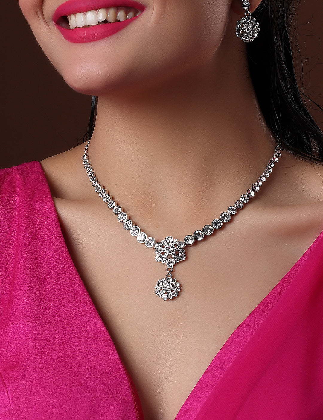 SHELLYJEWELLERYSHOOT_2025_02_2217658_c6811878-d4e4-4aab-b00f-6ffc8cbc2712.jpg
