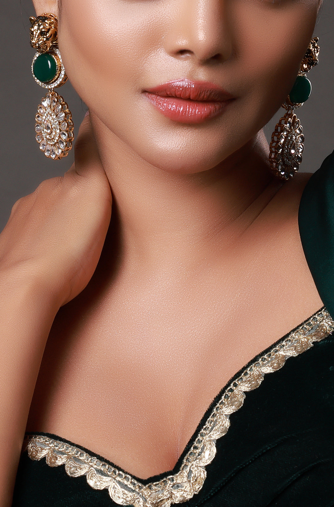 Tiger Shaped Stud with Pearl and Gold plated Earring