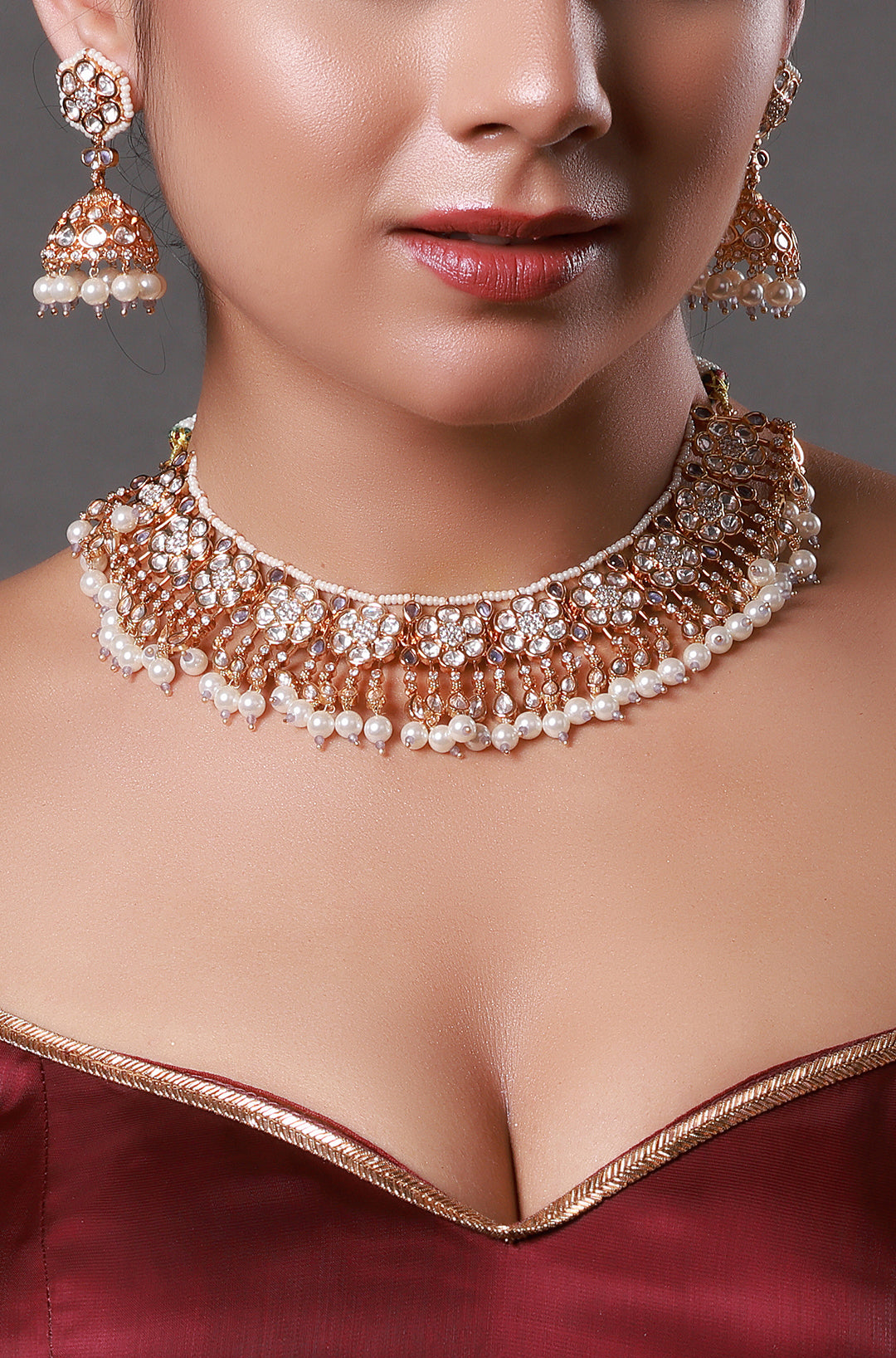 Cluster Pearl Rice Floral Choker