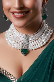 Beautiful White Pearl Statement Choker Necklace