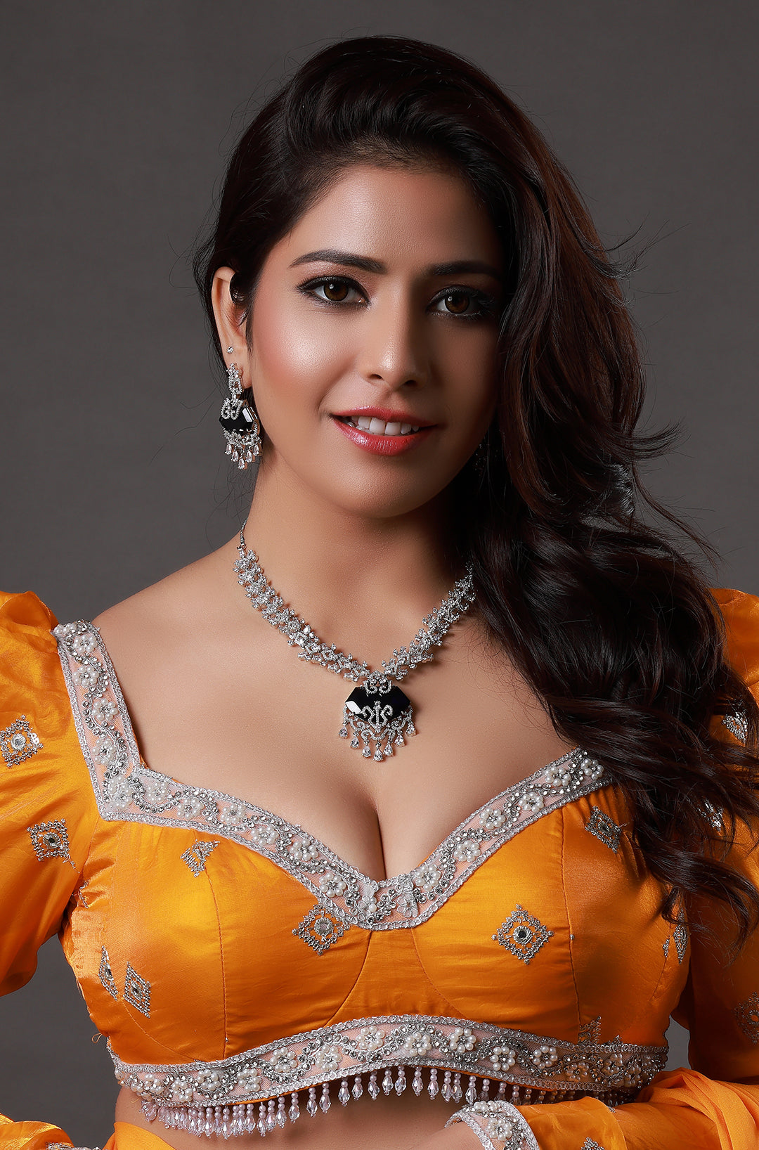Diamond Black Stone Short Necklace