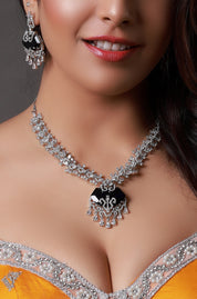 Diamond Black Stone Short Necklace