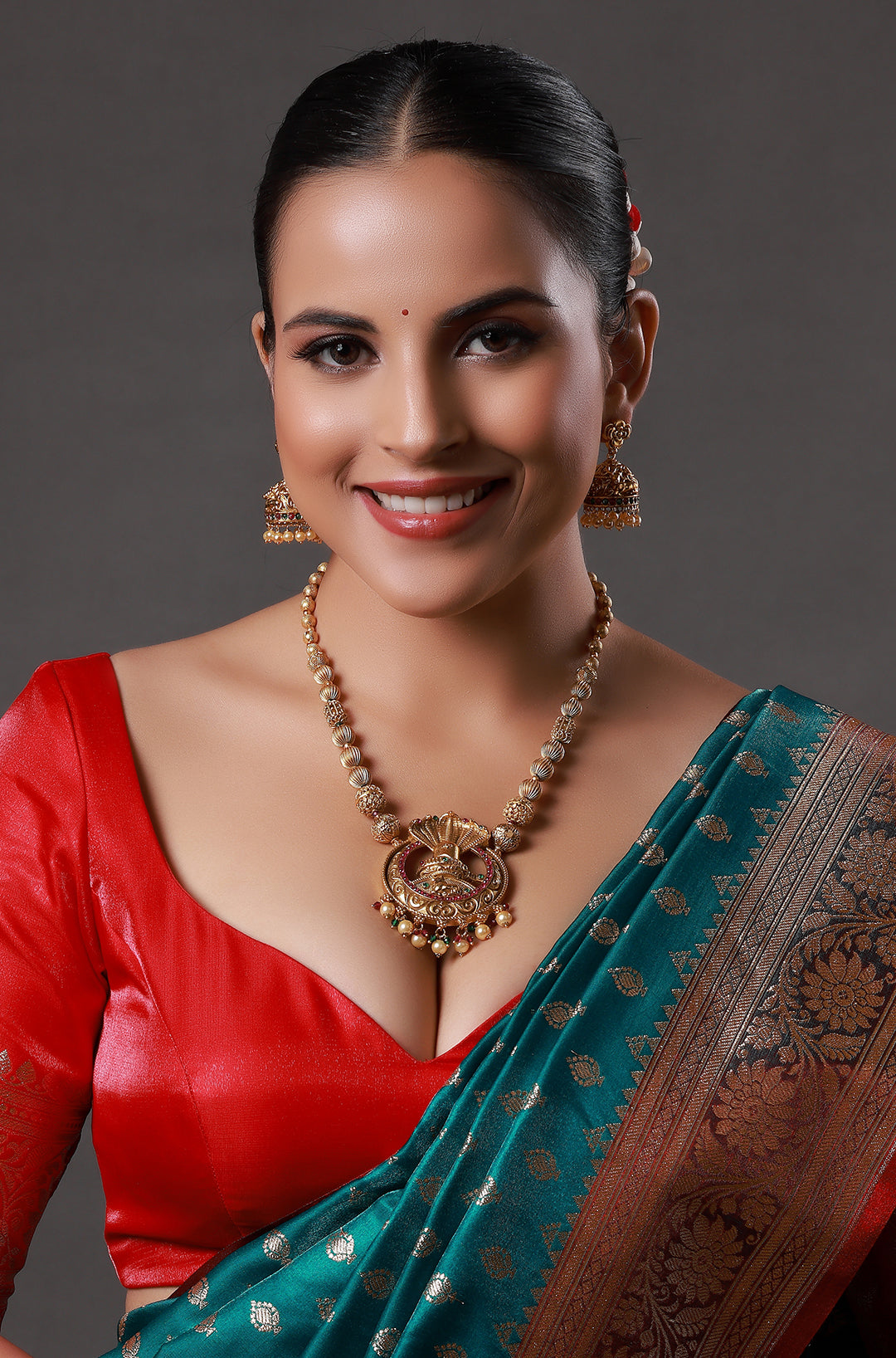 Gheru and Gold Polished Shiv Linga Idol Beautiful Necklace with Gold Beads