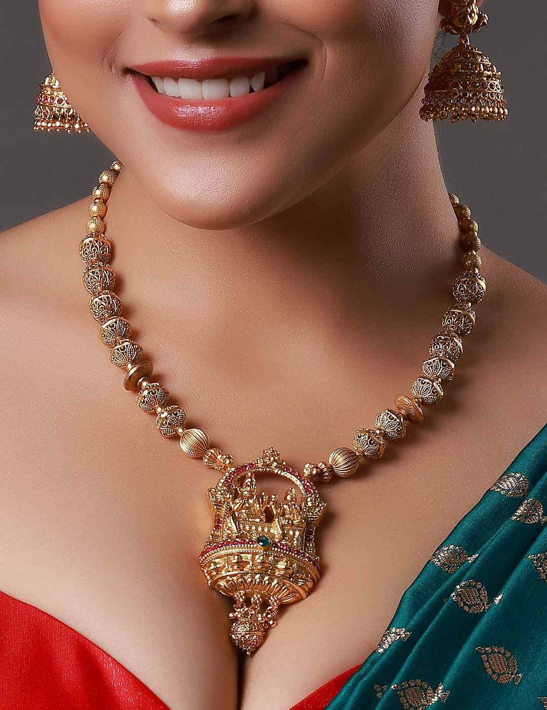 SHELLYJEWELLES_2025_03_0221185_c07a9d2a-52b3-4a98-b852-2d3a8786be38.jpg