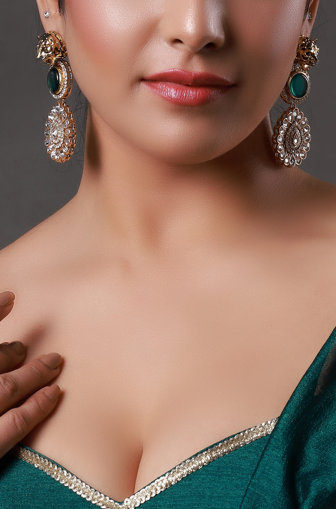 Tiger Embellished Emerald Earrings