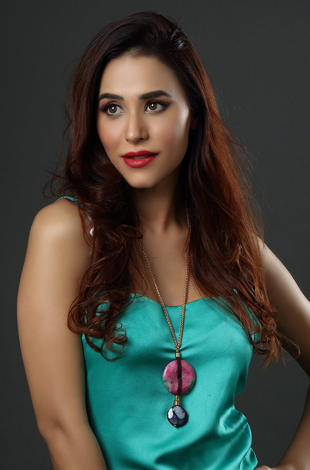 The Iris Circle Necklace