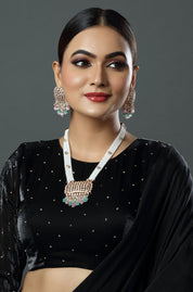Ivory Pearl Kundan Pendant Set