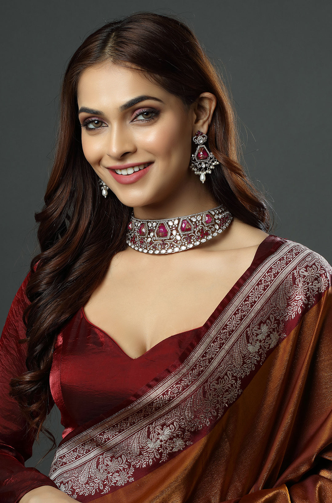 Royal Scarlet Ensemble Necklace