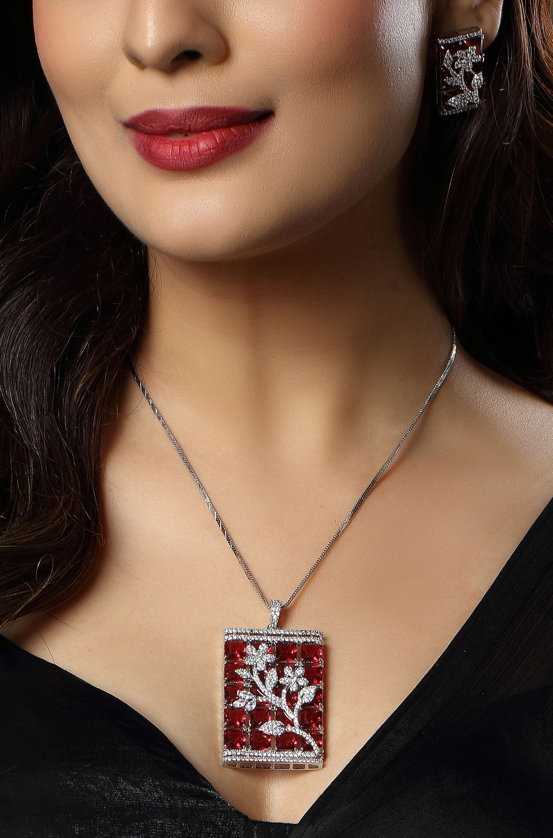 Radiant Red Vines Necklace