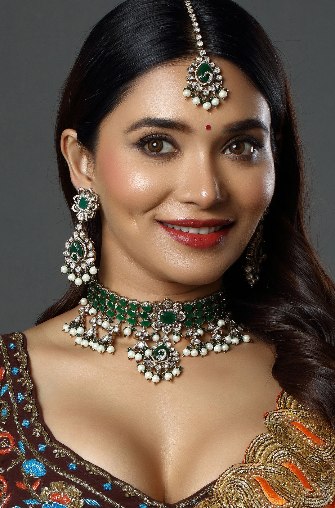 Nawab's Emerald Glamour