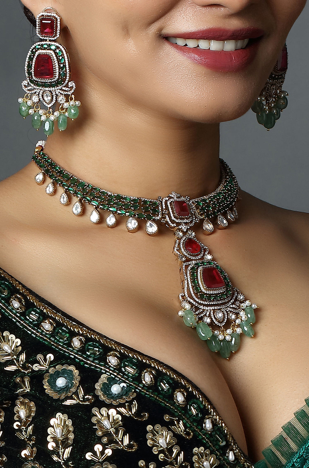 Heritage Crimson Splendor Necklace