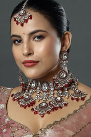 Suhaag Solitaire Necklace
