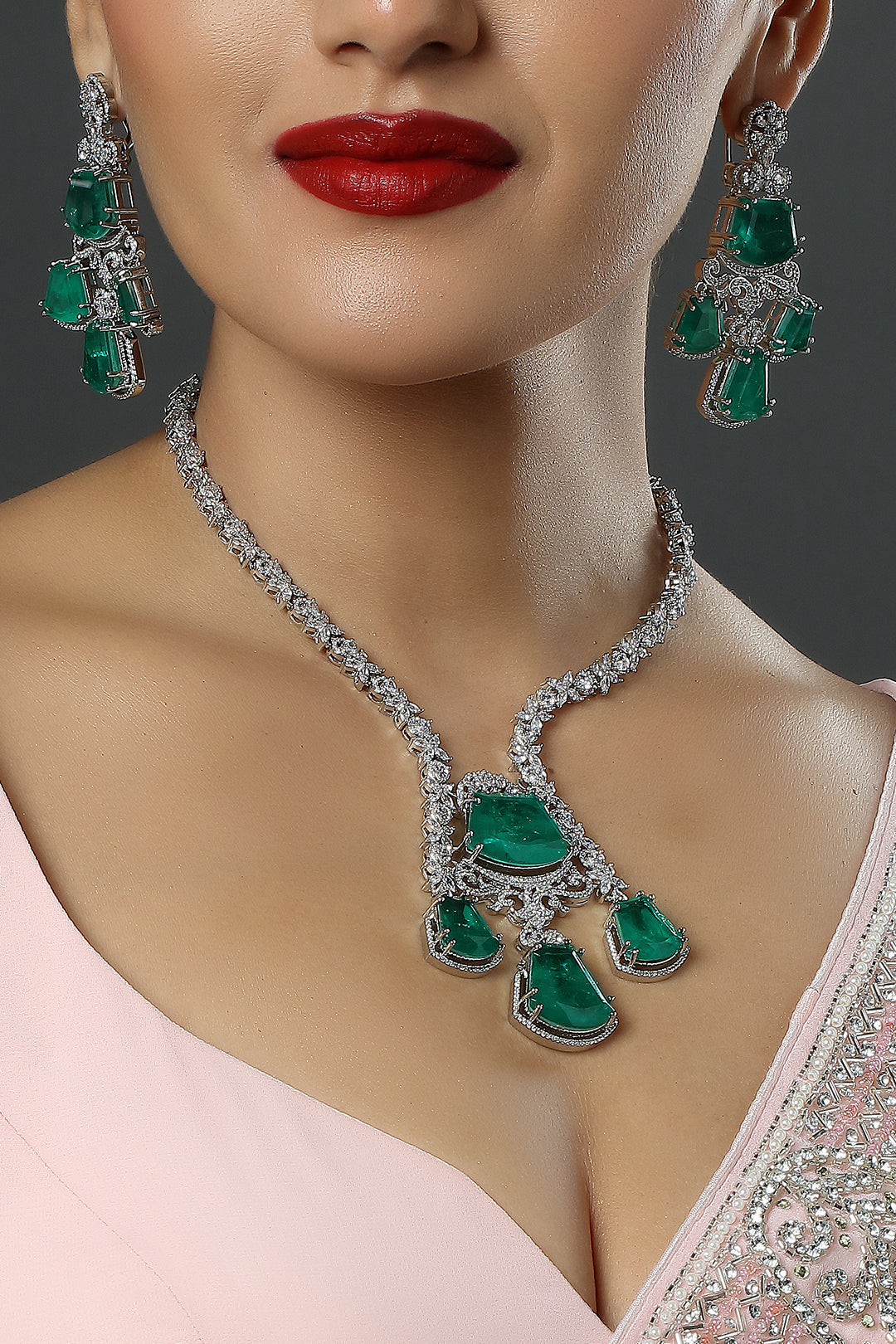 SHELLYJEWELS_2025_07_054361_8660f52e-67c3-432d-9589-f2f646466a55.jpg