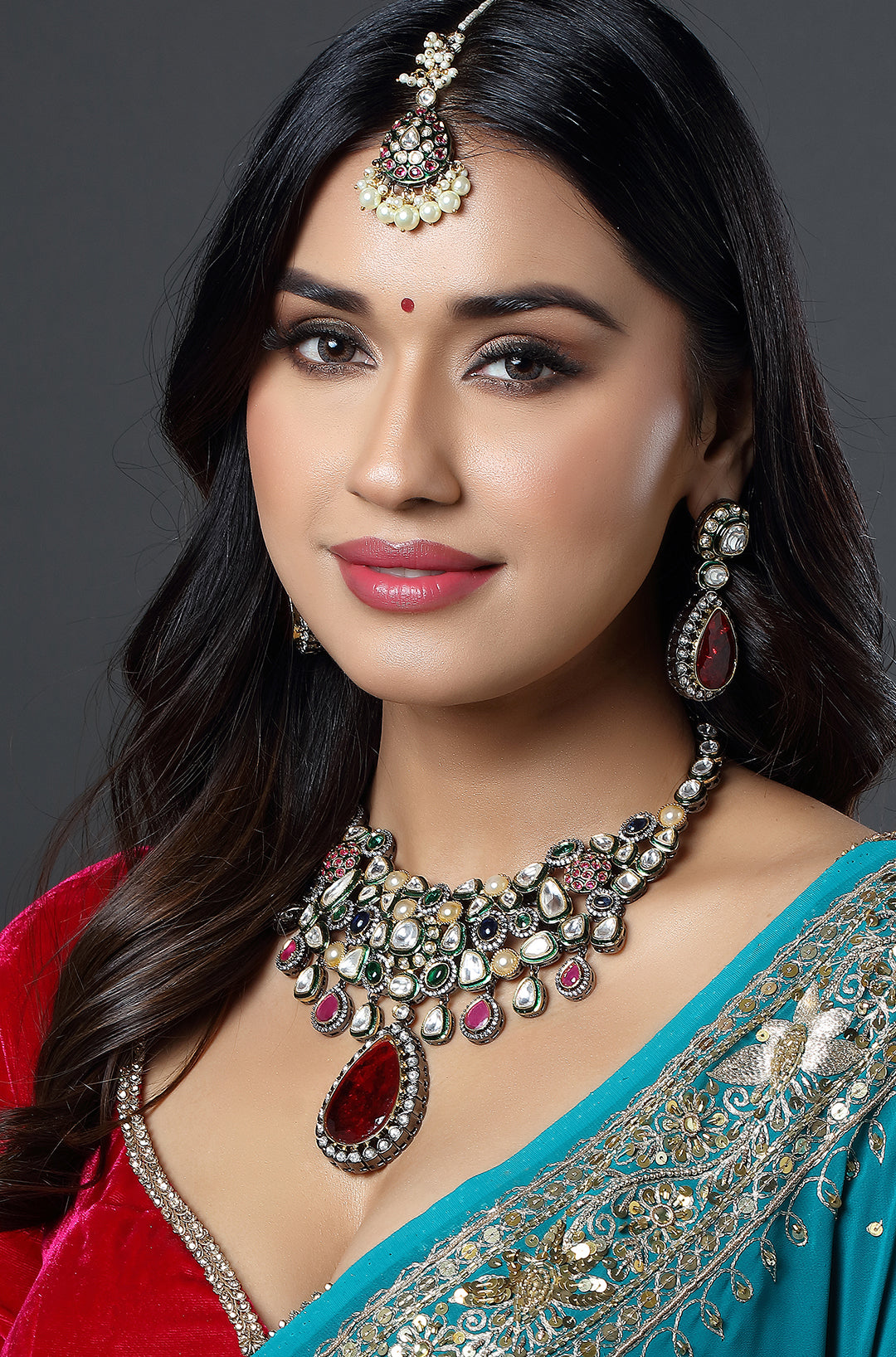 The Glistening Heritage Kundan Necklace