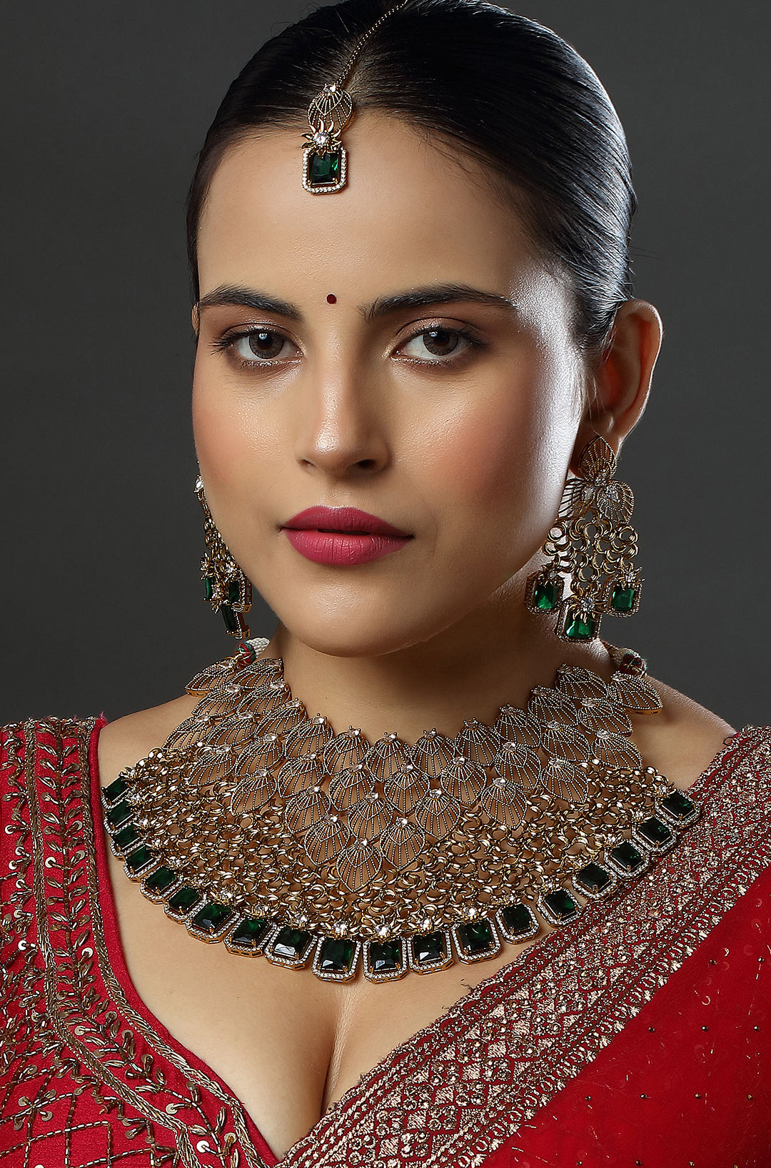 The Marwari Emerald Necklace