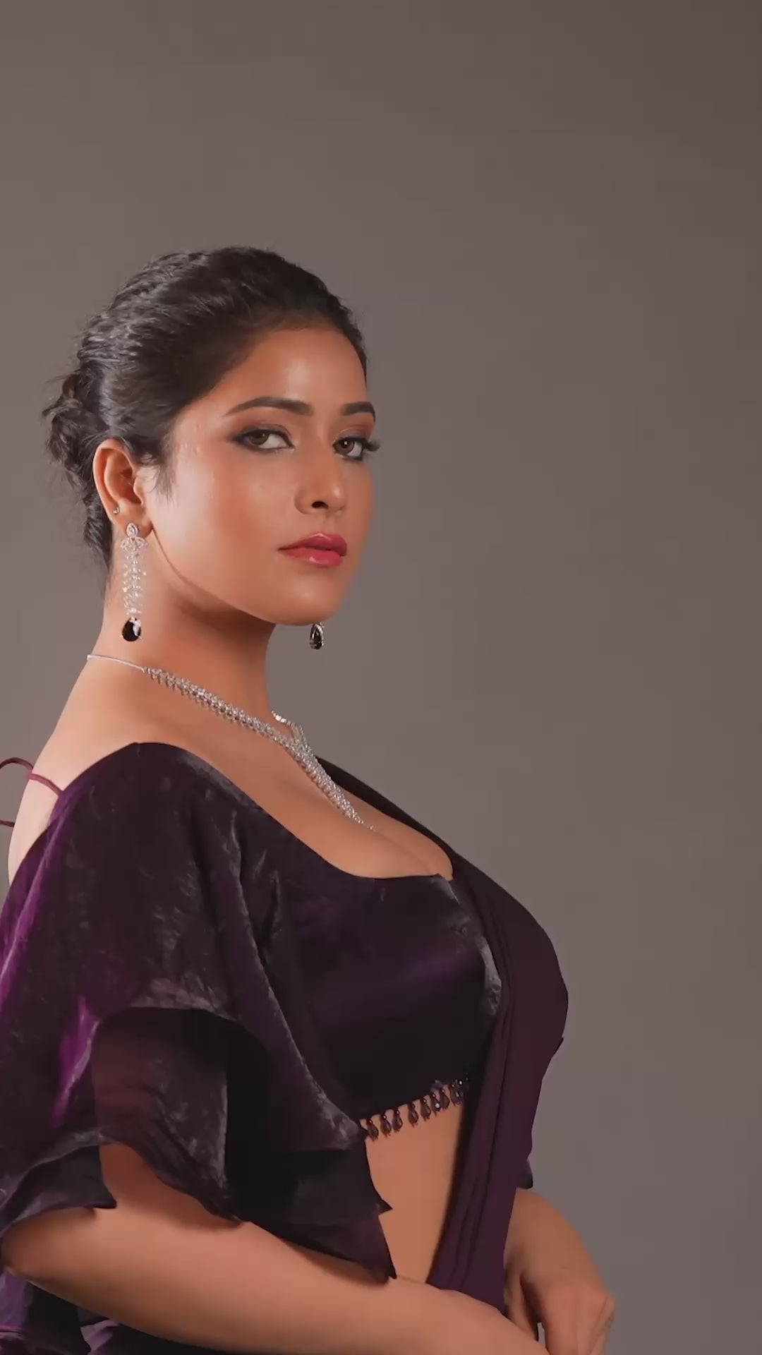 White Finish Zircon & Purple Stone Necklace