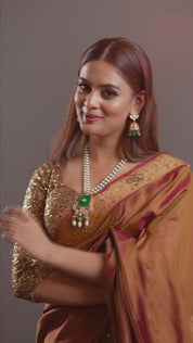 Aesthetic Pearl Necklace with Green Emerald Stone & Polki