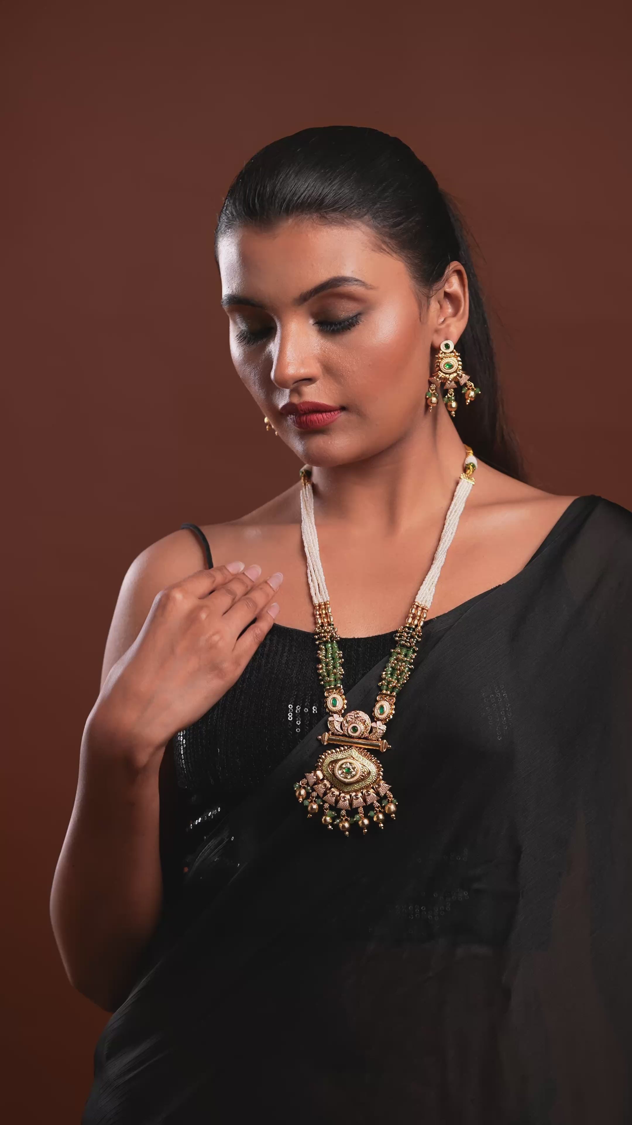 Heritage Gold and Diamond Necklace Set