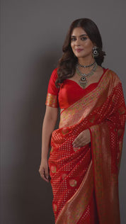 Verde Viraat Necklace