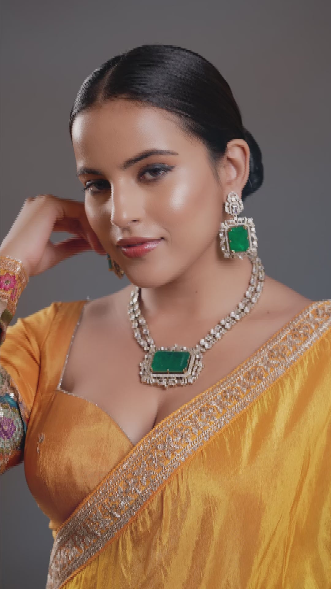 Emerald Green Stone Silver And Gold Kundan Necklace