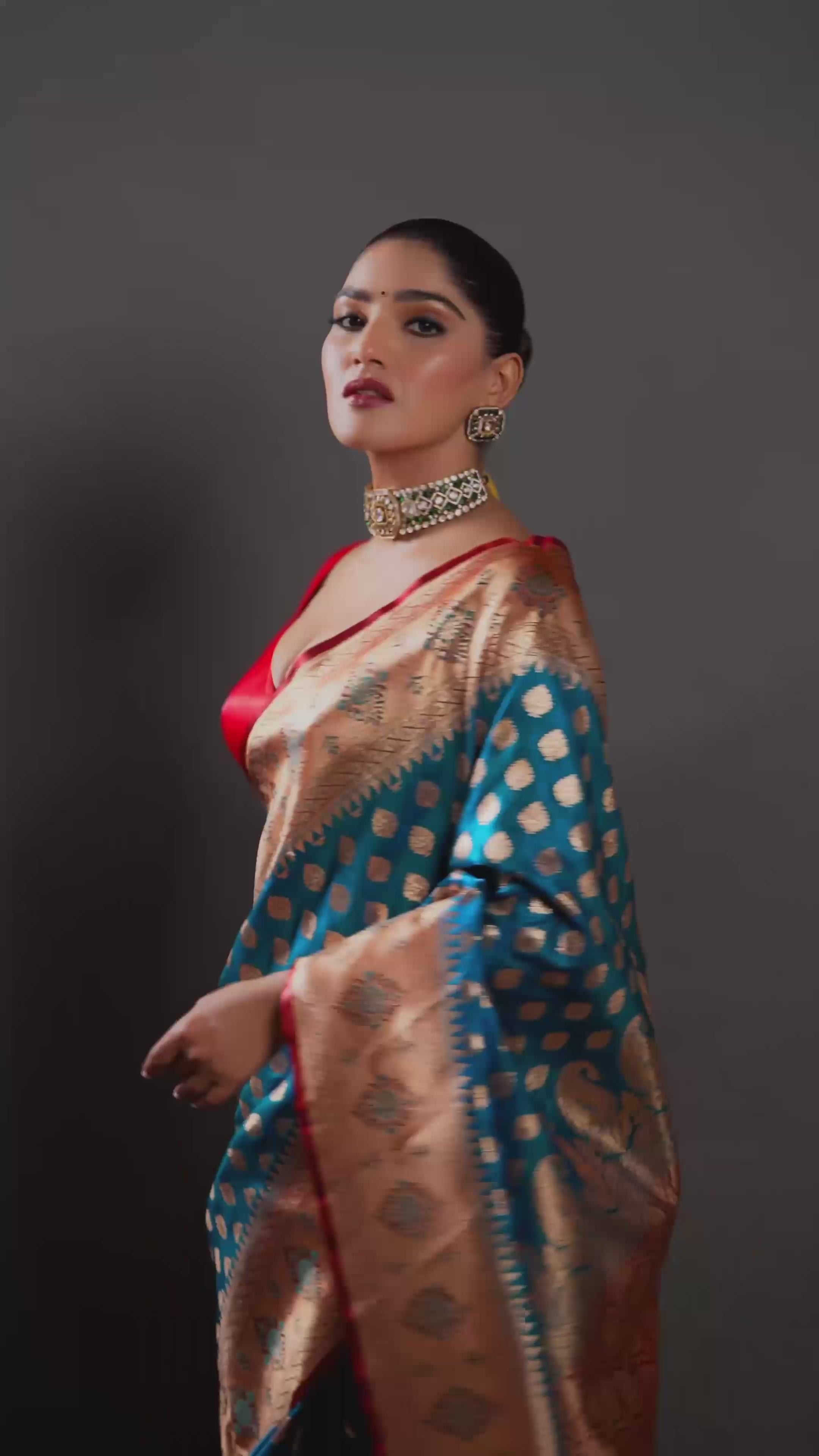 The Rajwada Divine Necklace