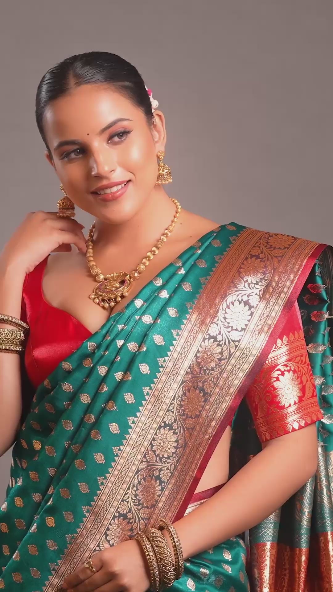 Gheru and Gold Polished Shiv Linga Idol Beautiful Necklace with Gold Beads